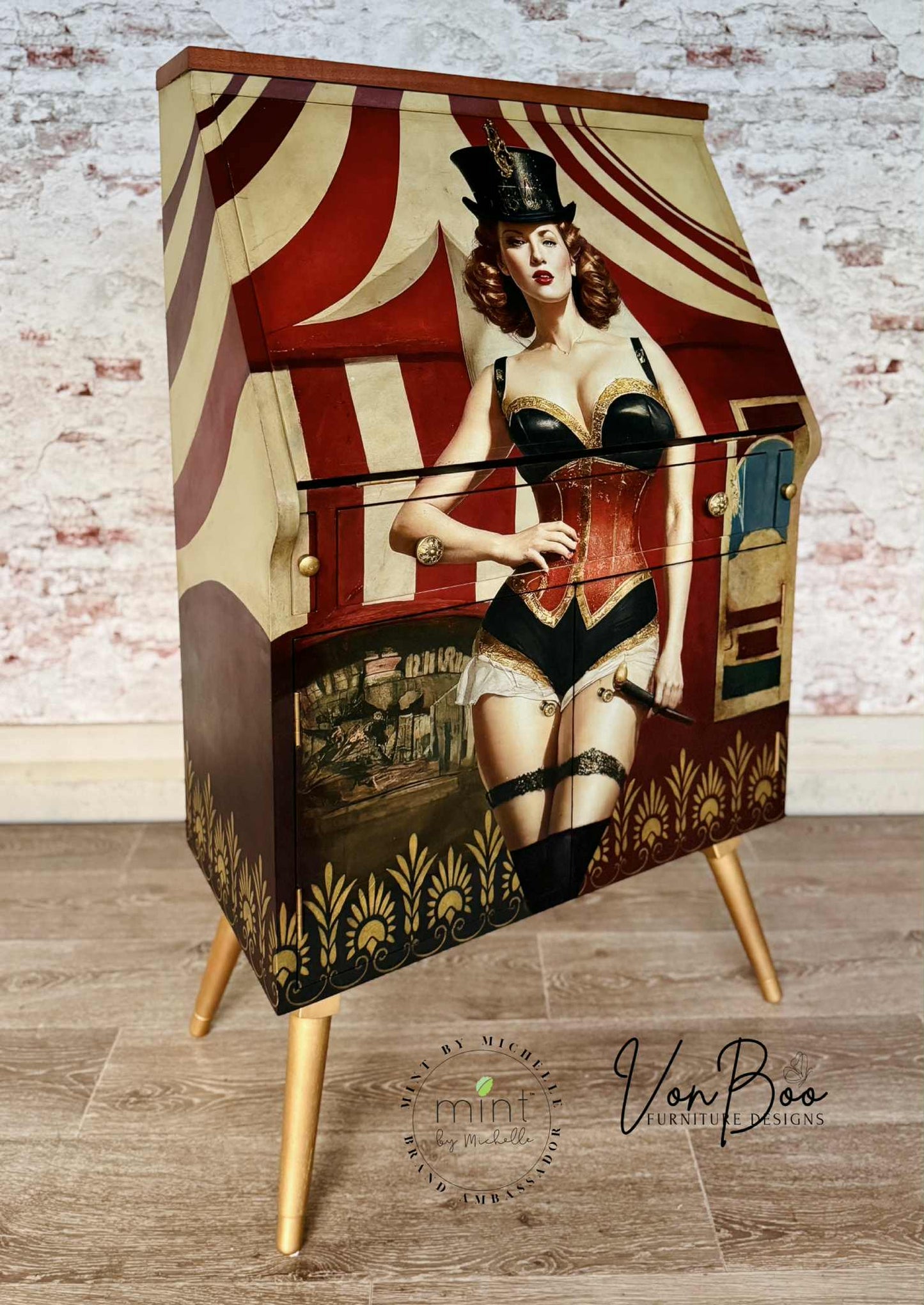 Carnival Queen - Mint Decoupage Paper
